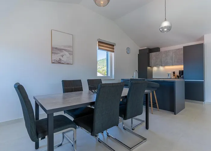 Sunrise Island Loft Cres