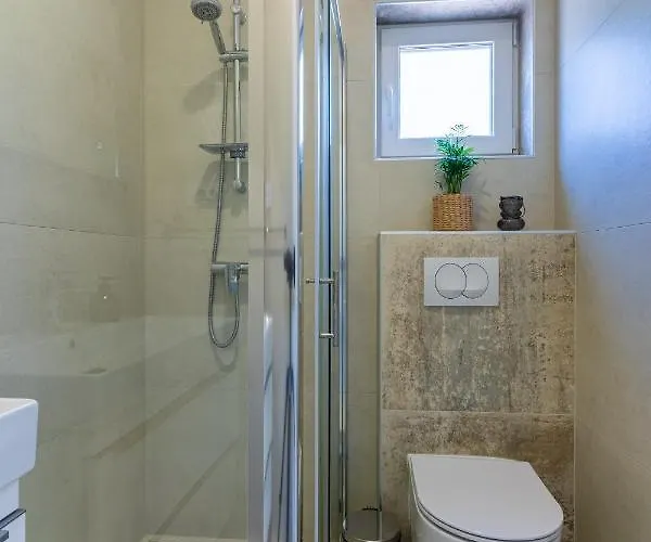 Sunrise Island Loft Cres